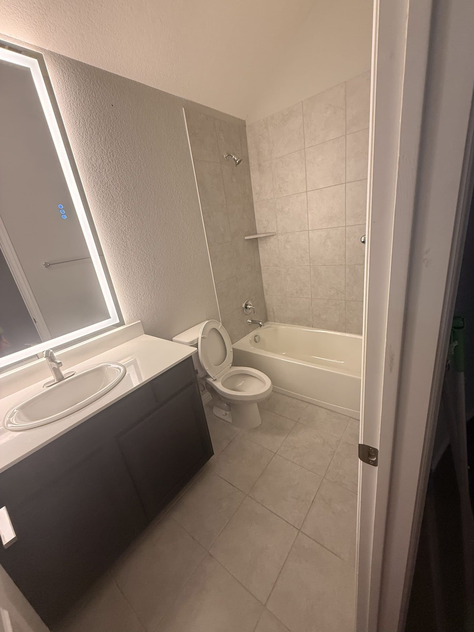 Professionally cleaned bathroom by Ace Maid & House Cleaning Services